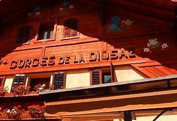Hotel Auberge Des Gorges - Restaurant Gastronomique & Chambres Servoz
